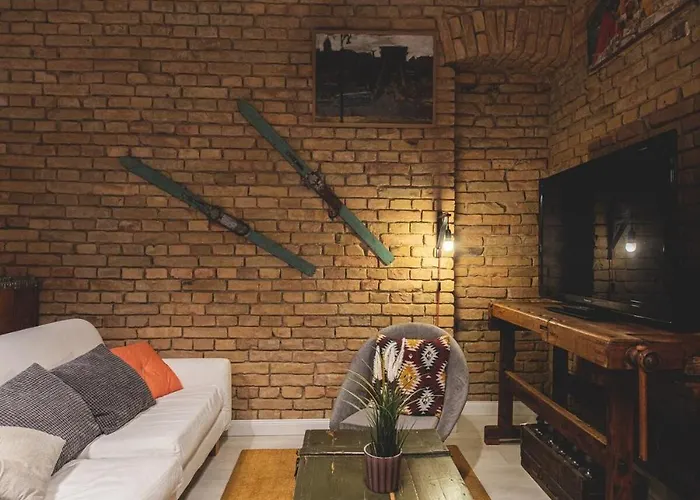 Downtown Palace District 3br Urban Retreat Lejlighed