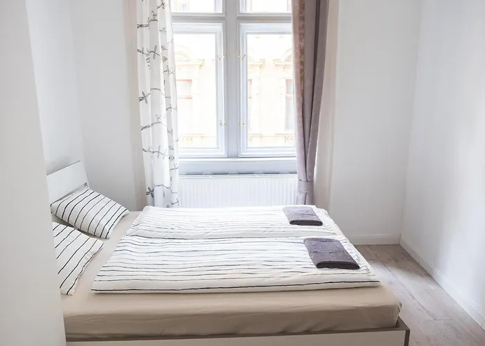 Downtown Palace District 3br Urban Retreat Apartmán